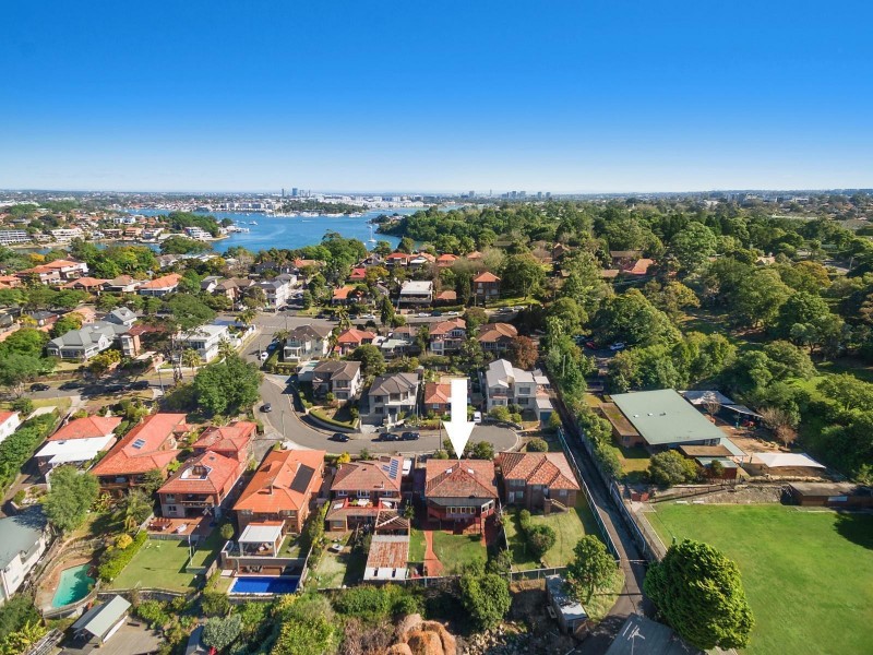 7 Bayview Crescent, Henley NSW 2111