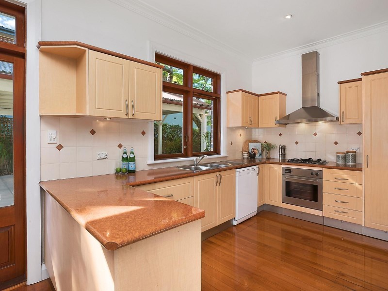 2 Bernard Avenue, Gladesville NSW 2111