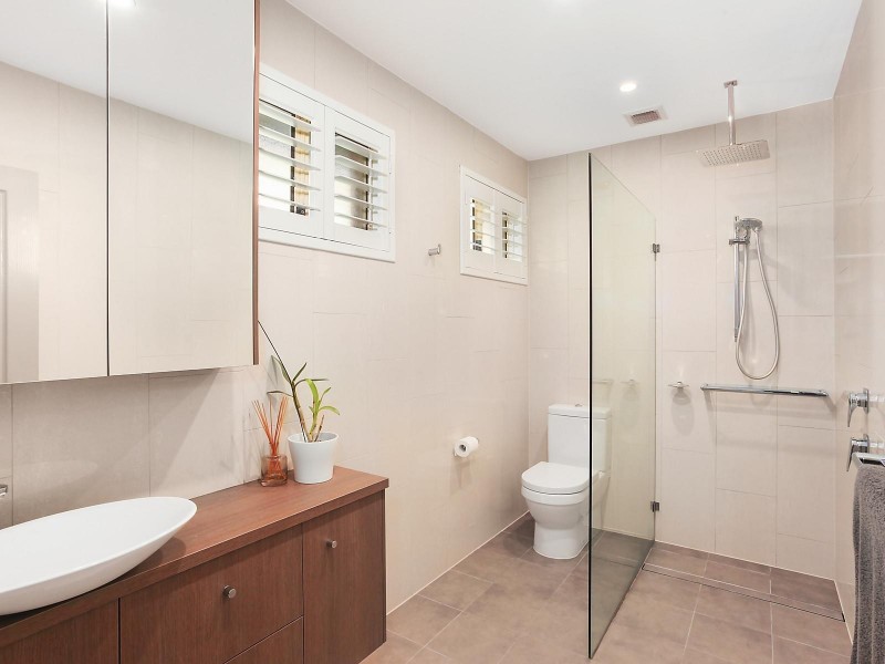 2/33 Monash Road, Gladesville NSW 2111