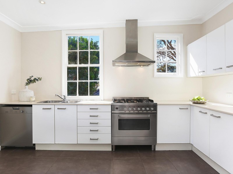 22 Batemans Road, Gladesville NSW 2111