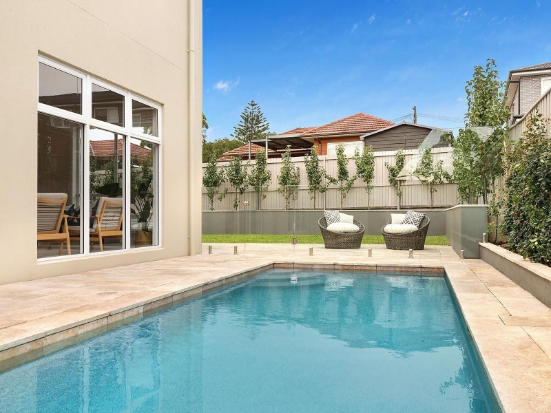 37 Swan Street, Gladesville NSW 2111