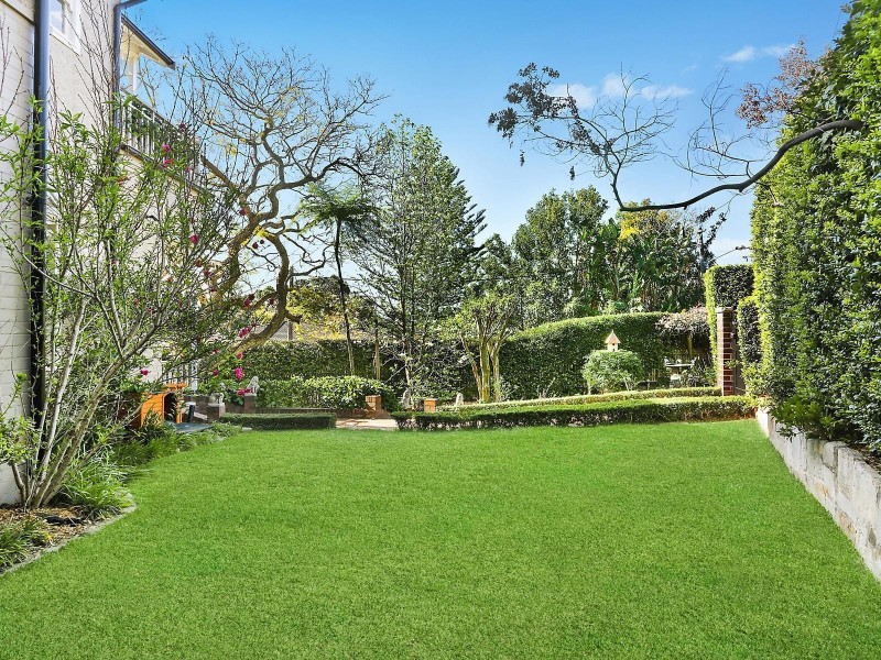 2 Crescent Street, Hunters Hill NSW 2110