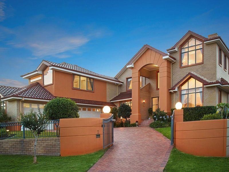 7 Chevalier Crescent, Hunters Hill NSW 2110