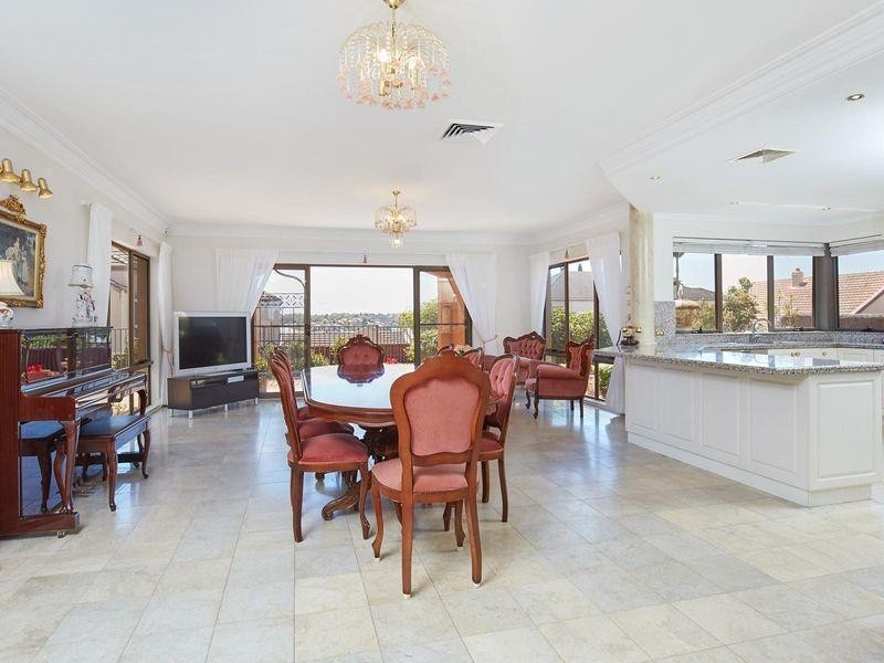 7 Chevalier Crescent, Hunters Hill NSW 2110