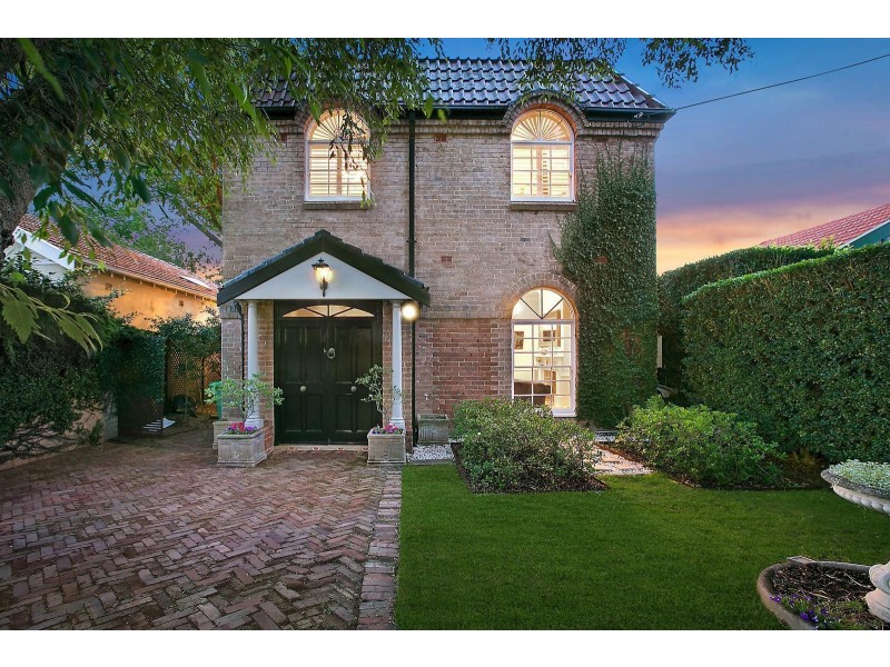 8 Ferdinand Street, Hunters Hill NSW 2110