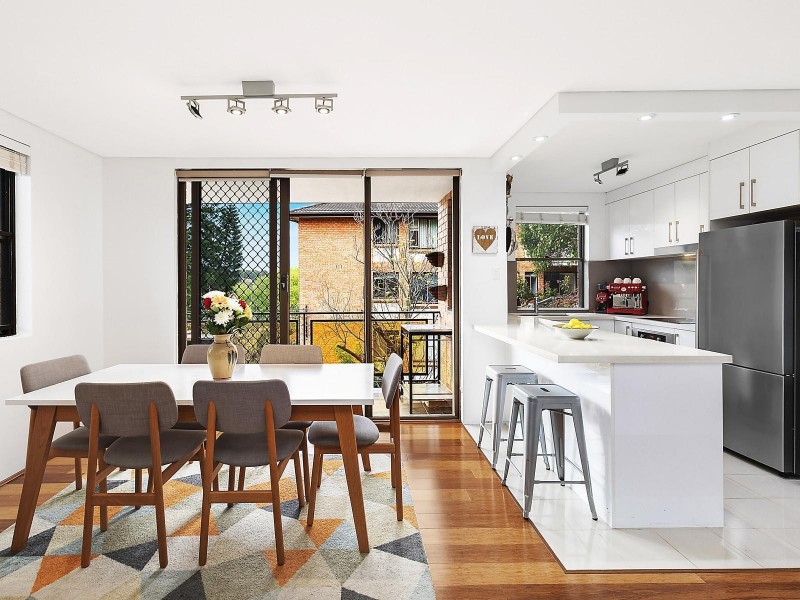 4/9 Cambridge Street, Gladesville NSW 2111