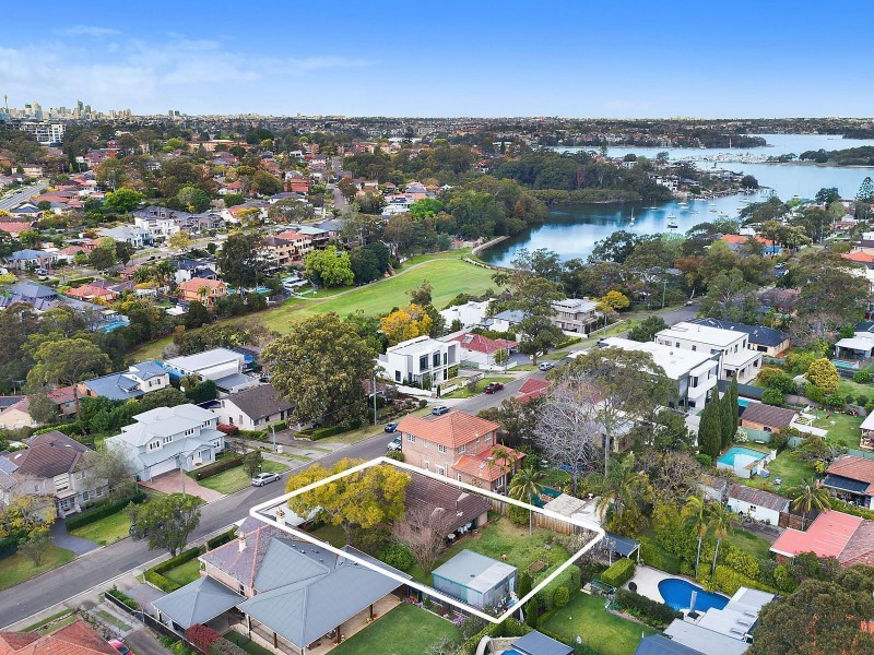 19 Champion Road, Tennyson Point NSW 2111