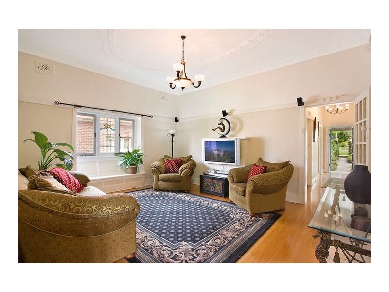 35 Hillcrest Avenue, Gladesville NSW 2111