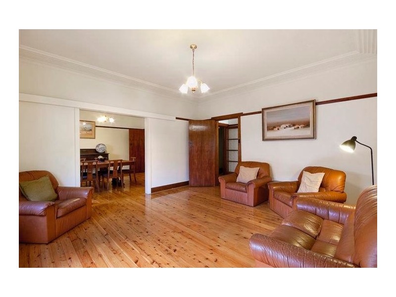 15 Gordon Crescent, Denistone NSW 2114