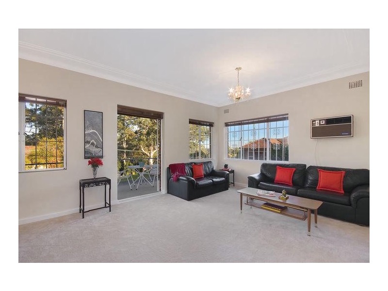 17 Gordon Crescent, Denistone NSW 2114