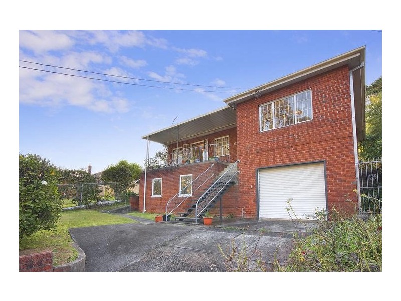 17 Gordon Crescent, Denistone NSW 2114