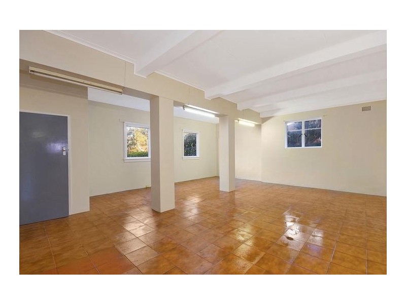 17 Gordon Crescent, Denistone NSW 2114