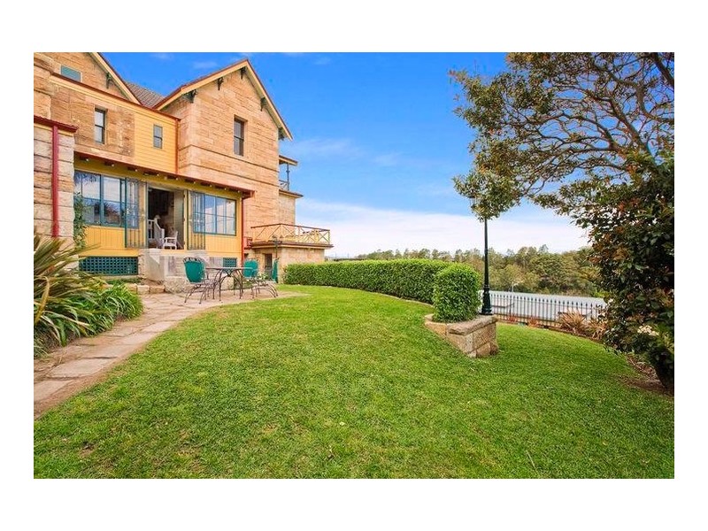 2 Joubert Street, Hunters Hill NSW 2110