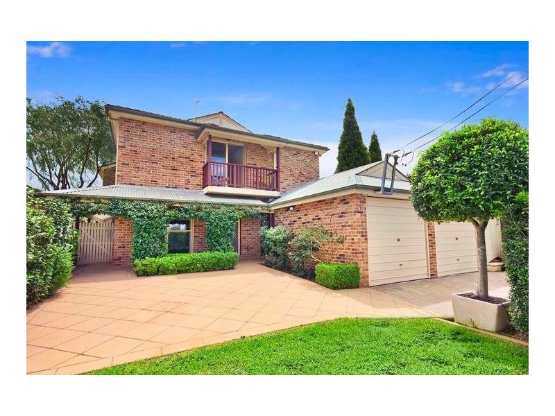 8 Batemans Road, Gladesville NSW 2111