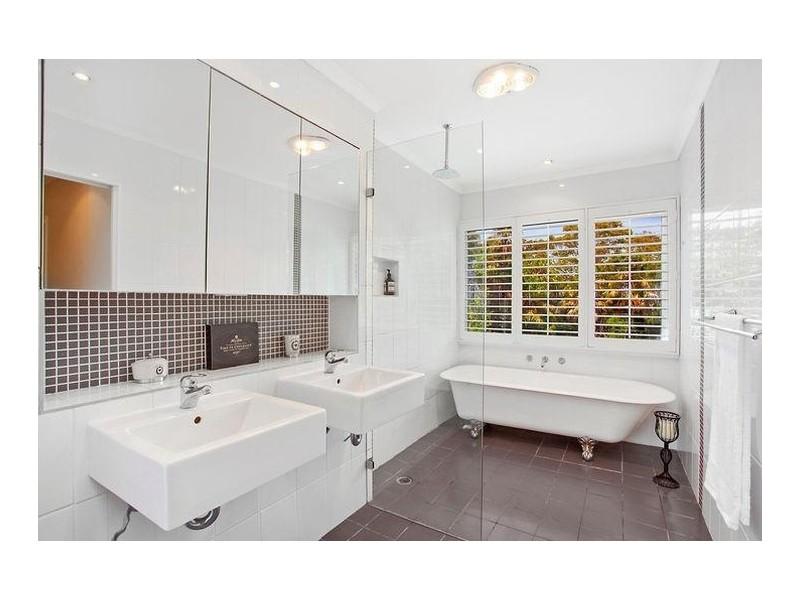 143 Wallumatta Road, Newport NSW 2106