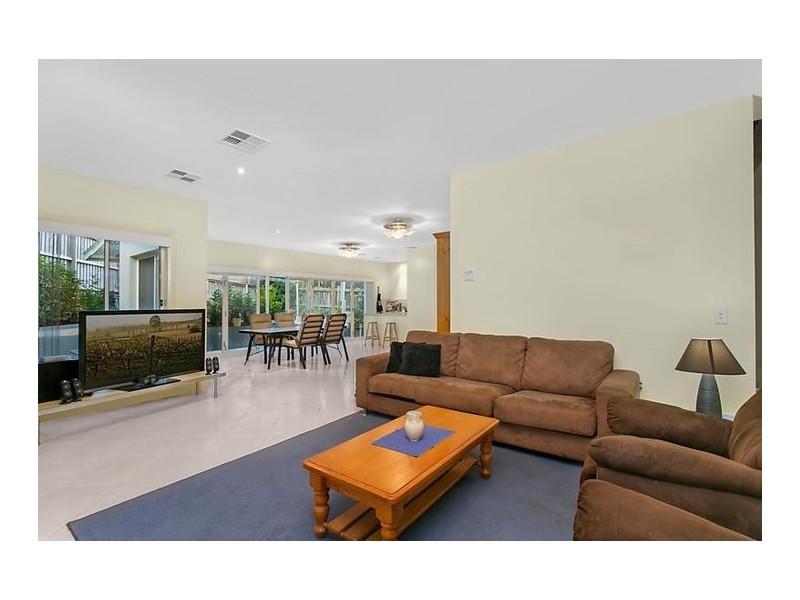 39 Mahogany Boulevard, Warriewood NSW 2102