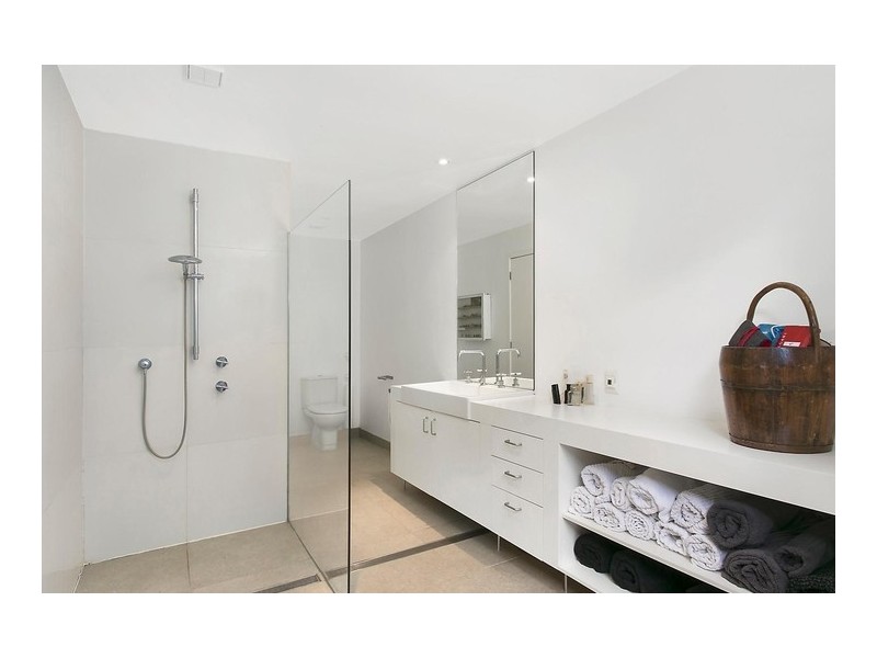 922 Barrenjoey Road, Palm Beach NSW 2108