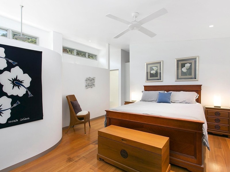 33 Loombah Street, Bilgola NSW 2107