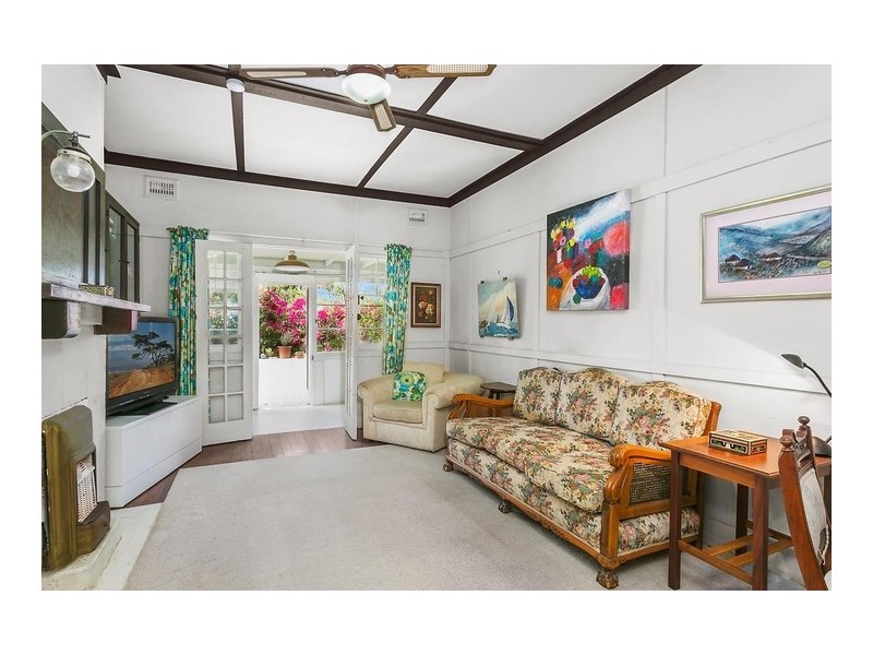 113 Queens Parade East, Newport NSW 2106