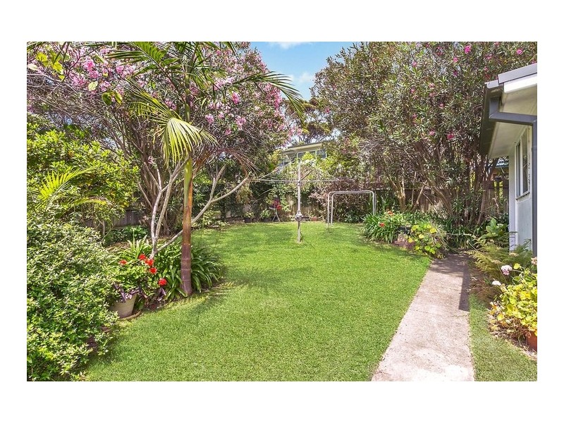 113 Queens Parade East, Newport NSW 2106