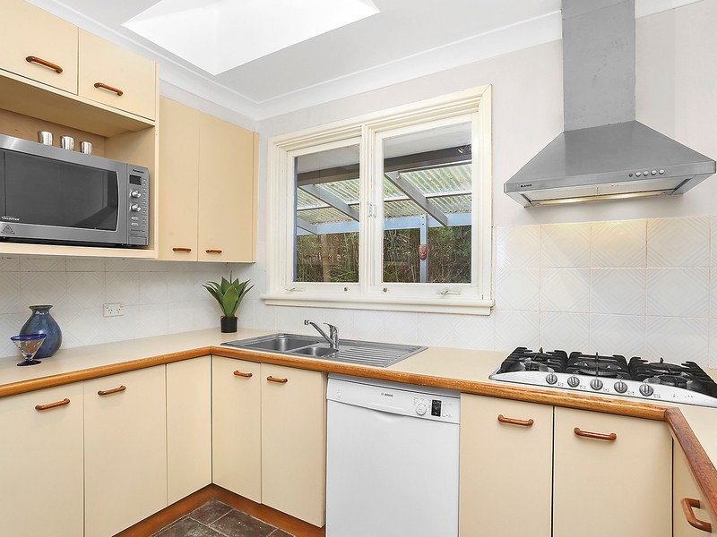 142 Wallumatta Road, Newport NSW 2106