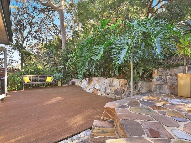 65 Dolphin Crescent, Avalon Beach NSW 2107