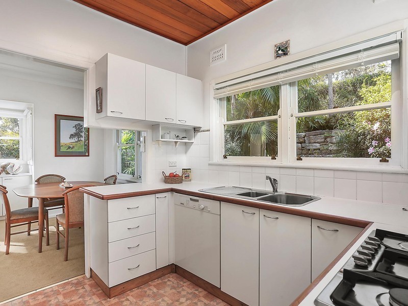 11 Hilltop Road, Avalon Beach NSW 2107