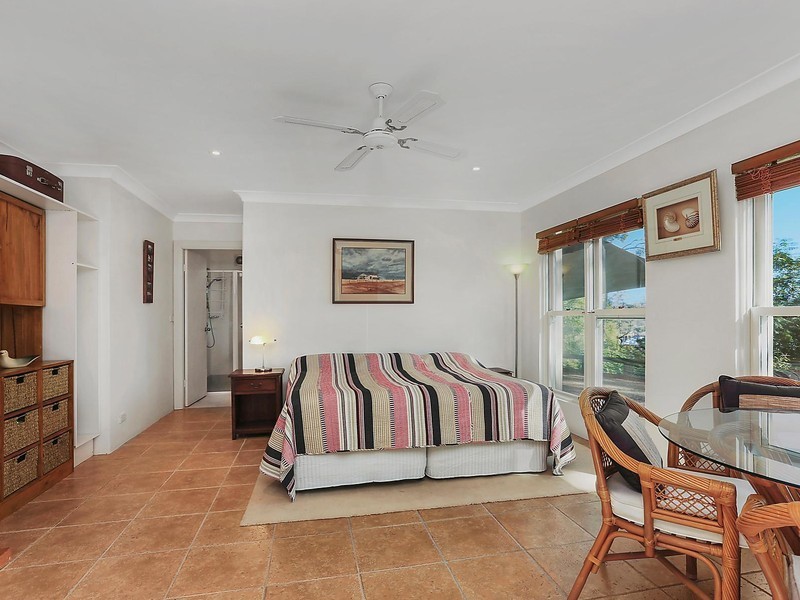 11 Hilltop Road, Avalon Beach NSW 2107