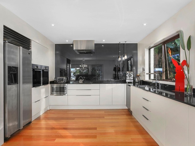 84 Hilltop Road, Avalon Beach NSW 2107