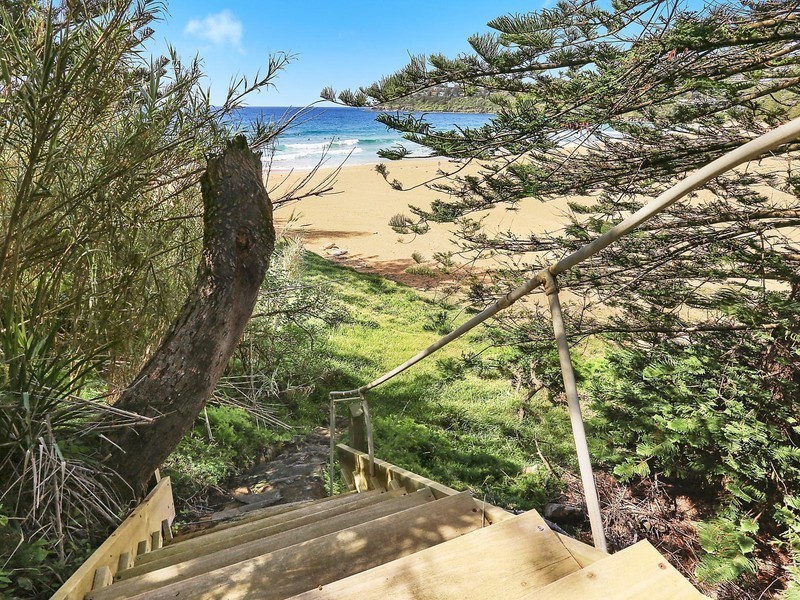 269 Whale Beach Road, Whale Beach NSW 2107