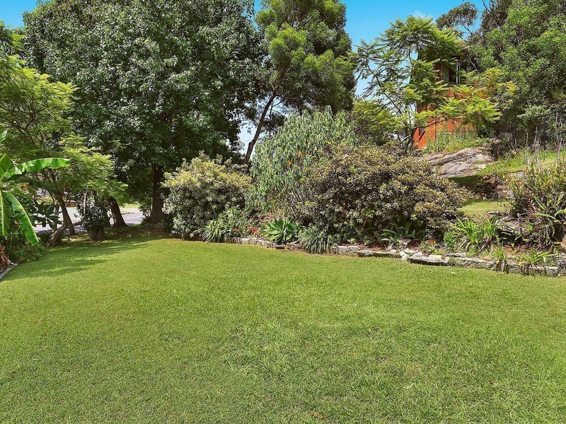 1 Iluka Avenue, Elanora Heights NSW 2101