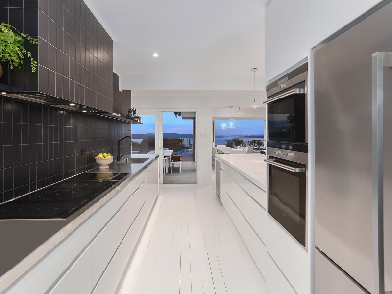 240 Lower Plateau Road, Bilgola Plateau NSW 2107