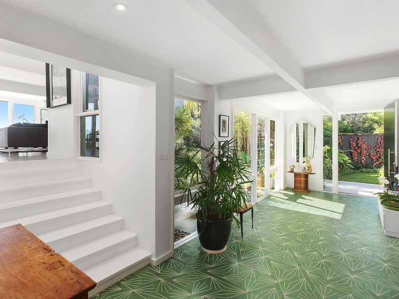 240 Lower Plateau Road, Bilgola Plateau NSW 2107