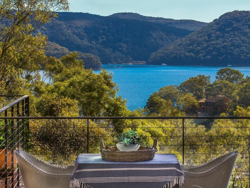 303 Hudson Parade, Avalon Beach NSW 2107