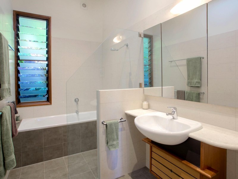 303 Hudson Parade, Avalon Beach NSW 2107