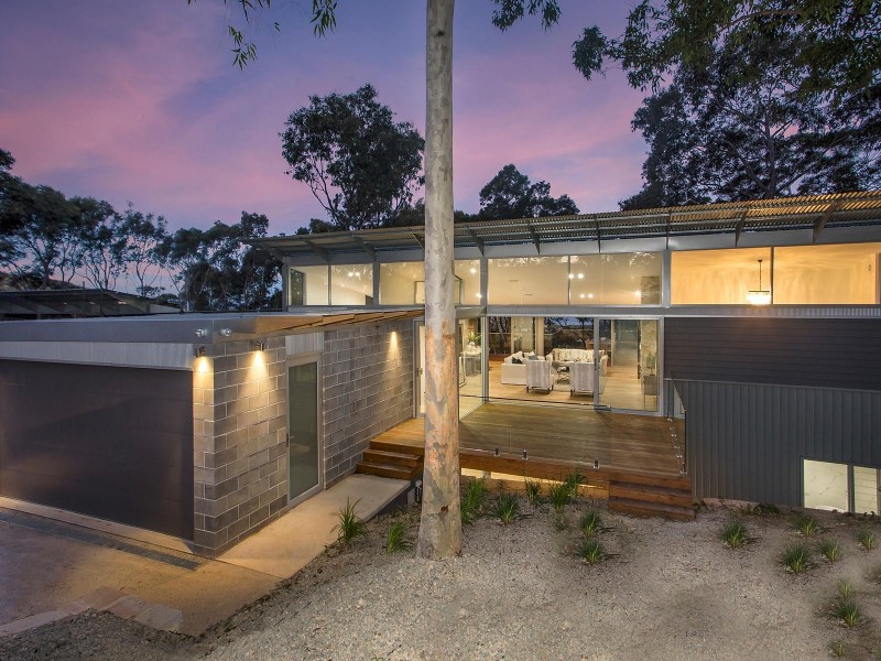 33A Queens Avenue, Avalon Beach NSW 2107