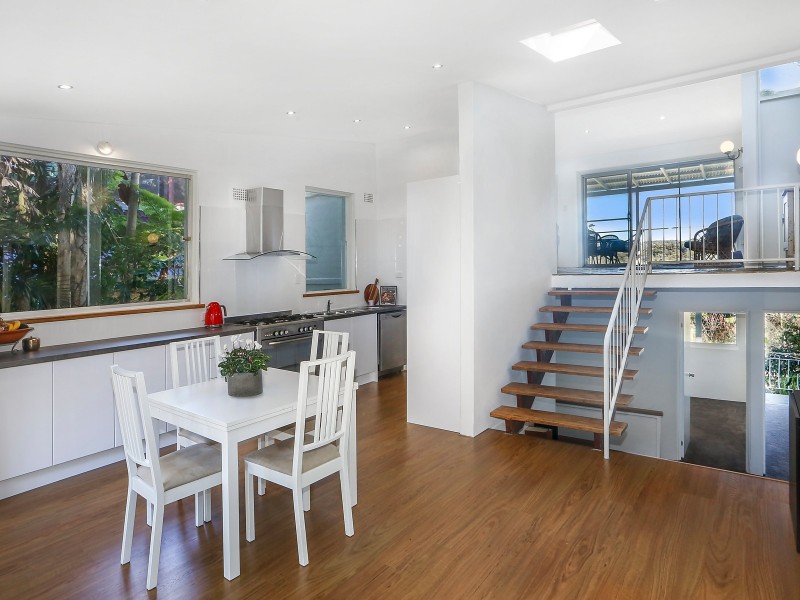 84 Whale Beach Road, Avalon Beach NSW 2107