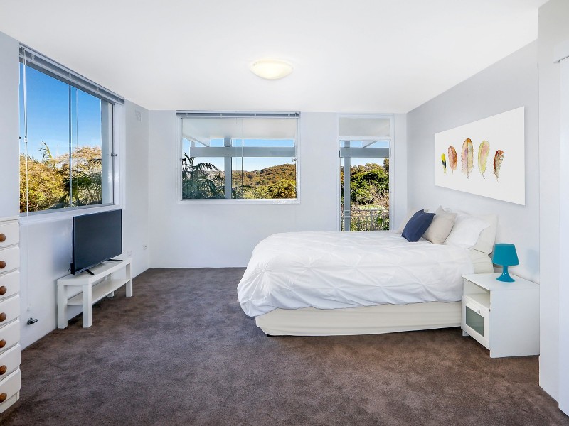 84 Whale Beach Road, Avalon Beach NSW 2107