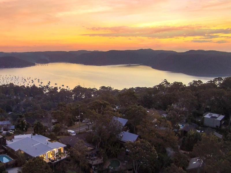 30 Riviera Avenue, Avalon Beach NSW 2107