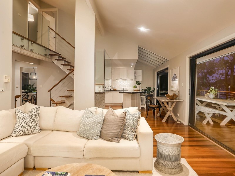 19 Careel Bay Crescent, Avalon Beach NSW 2107