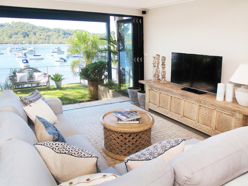 19 Careel Bay Crescent, Avalon Beach NSW 2107