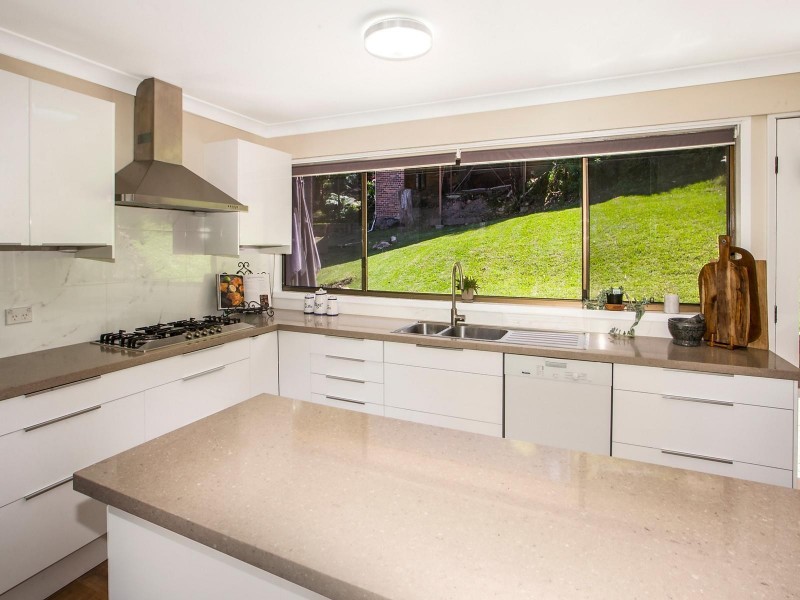 9 Buyuma Place, Avalon Beach NSW 2107