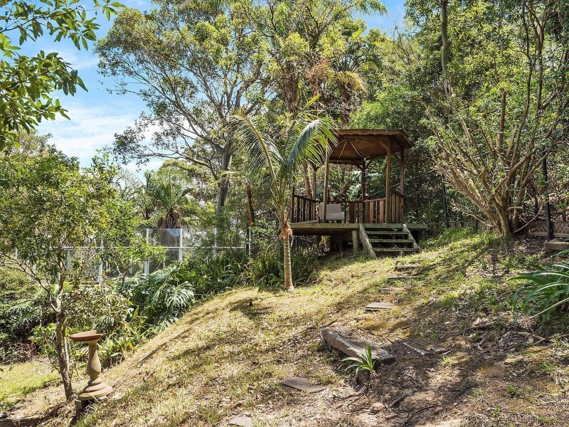 69 Dolphin Crescent, Avalon Beach NSW 2107