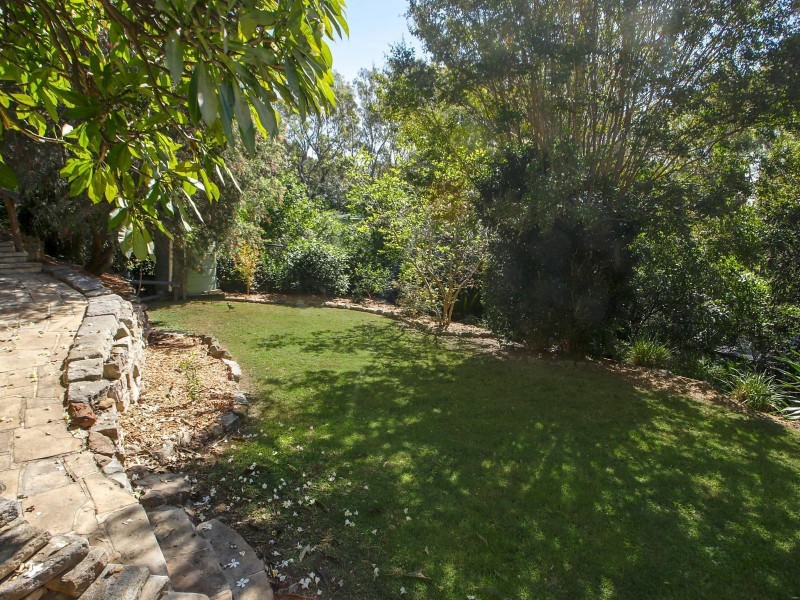 16 Plateau Road, Avalon Beach NSW 2107