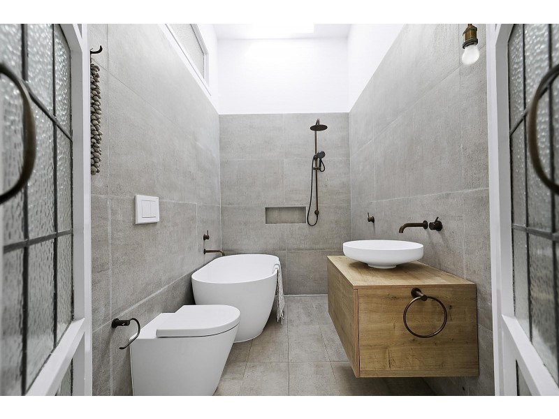 9 Elaine Avenue, Avalon Beach NSW 2107