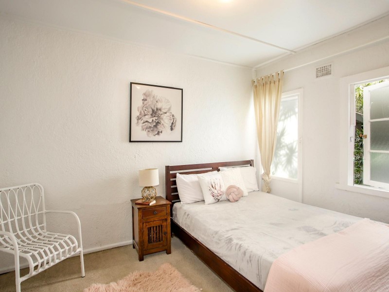 2 Sybil Street, Newport NSW 2106