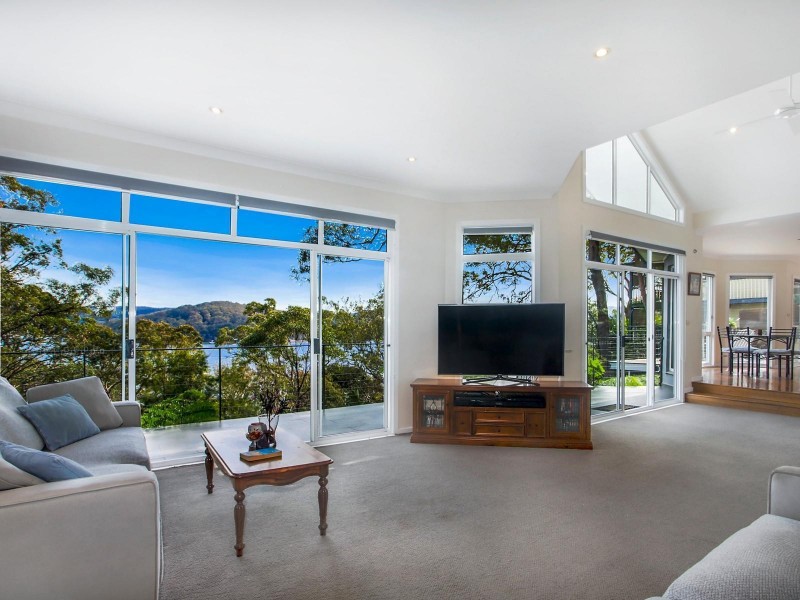 317 Hudson Parade, Avalon Beach NSW 2107