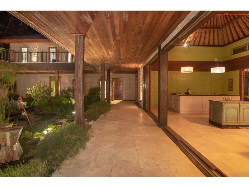 19 Ruskin Rowe, Avalon Beach NSW 2107