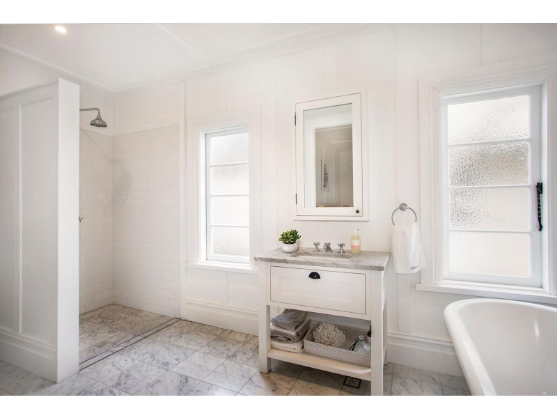 18 Bynya Road, Palm Beach NSW 2108