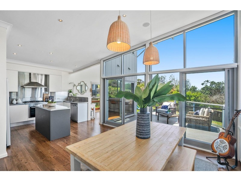 14 Watkins Road, Avalon Beach NSW 2107